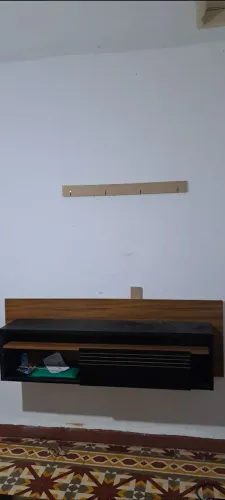 Racke TV e duas camas Beliche. PARA NEGOCIAR PREÇO!