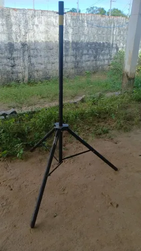 Pedestal para caixa de som usado