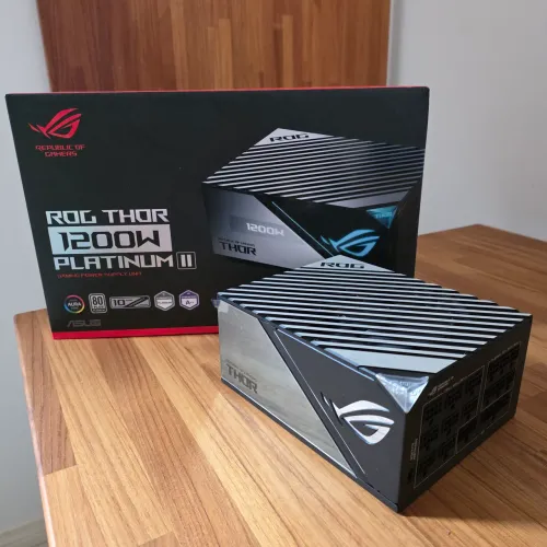 Fonte Asus ROG Thor 1200P2