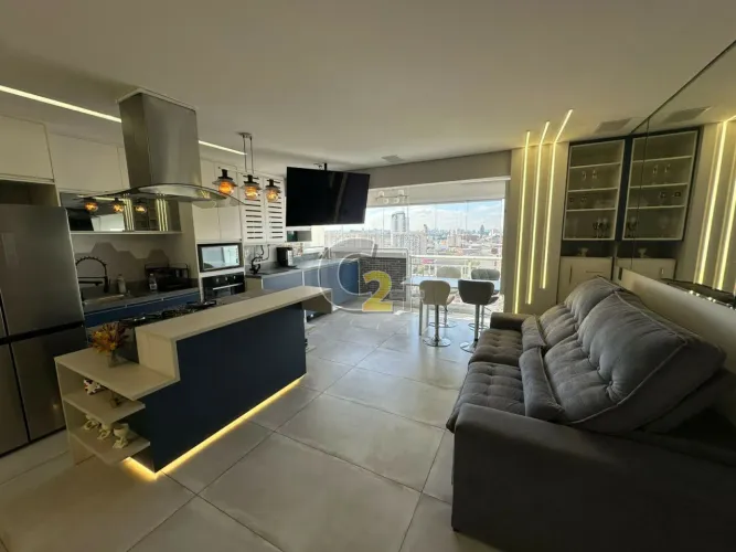 Apartamento mobiliado à venda na Barra Funda com 2 quartos,s endo 1 suíte e 1 vaga