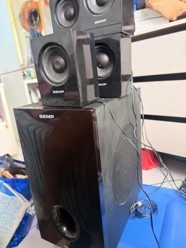 5 Caixas de Som SEMP + 1 Subwoofer Original - 6 Caixas Ótimo Estado
