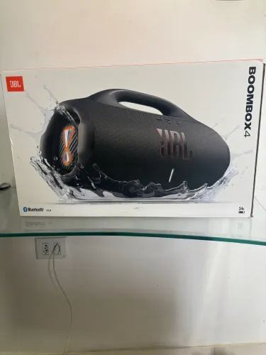 Jbl bombox 4 lacrada