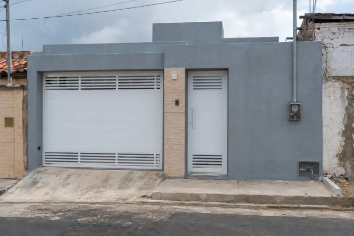 Casa a venda no JARDIM DAS OLIVEIRAS, para venda.
