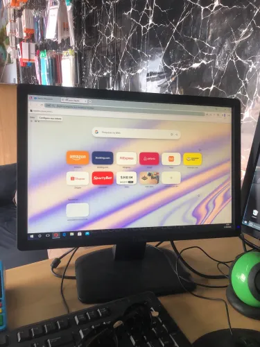 Monitor DELL