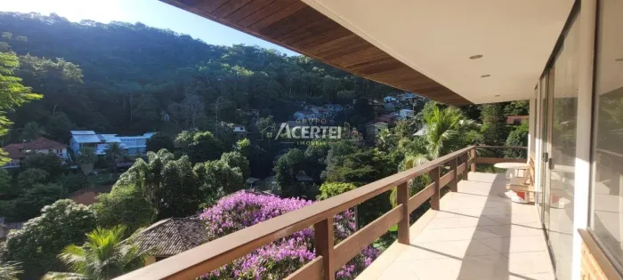 Casa em Condomínio em Santo Antônio, Niterói | 4 Dorms