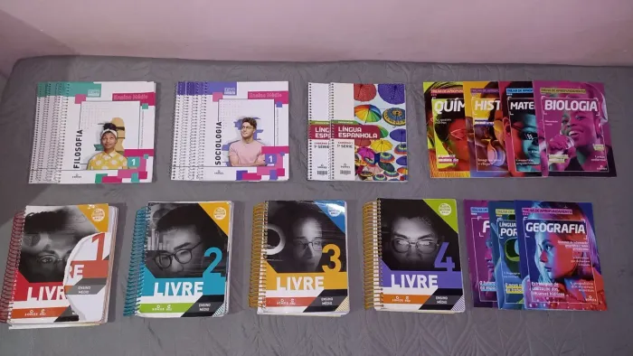 21 LIVROS 1° ANO DO ENSINO MÉDIO | SISTEMA ÉTICO DE ENSINO (SOMOS Educação) | SALVADOR, BA