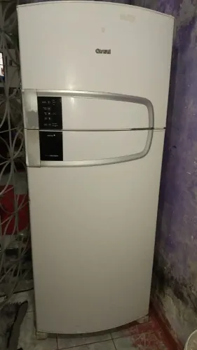 vendo essa geladeira consul frost free 445 litro valor 1.300