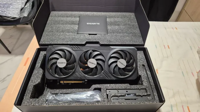 Gigabyte RTX 4070Ti Gaming OC 12GB