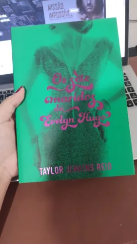 Os Sete Maridos de Evelyn Hugo - Taylor Jenkins Reid