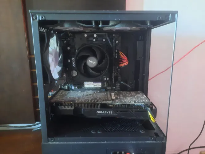 PC GAMER