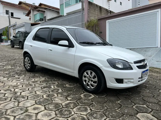 Chevrolet Celta Spirit/ LT 1.0 MPFI 8V Flexp. 5P 2014