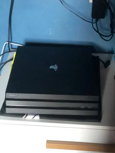 PS4 Pro 
