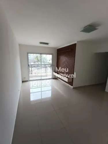 Imóvel para aluguel possui 90 metros quadrados com 3 quartos