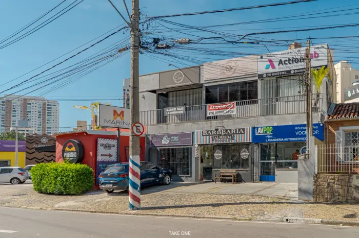 Edifício monousuário para venda em Cambuí, 250m²