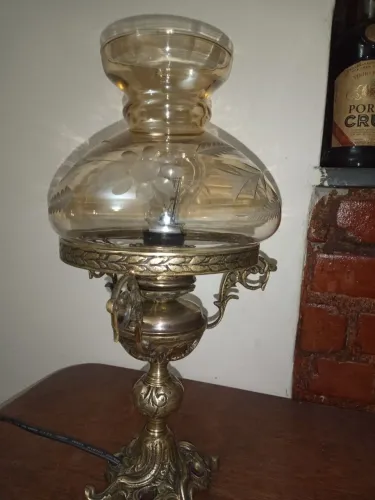 Abajur de bronze e cristal