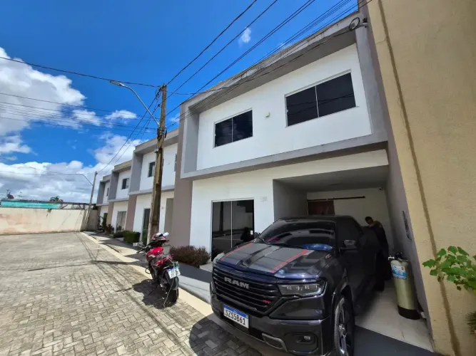 *VENDA CASA ALTO PADRÃO NO LIKE RESIDENCE*