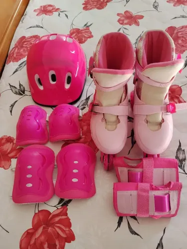 Patins infantil com kit proteção.
