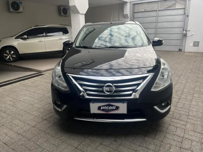 Nissan Versa Unique 1.6 16V Flexstart 4P Aut. 2017