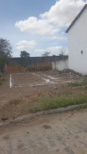 Vendo terreno, 9,5 de largura por 21 de comprimento