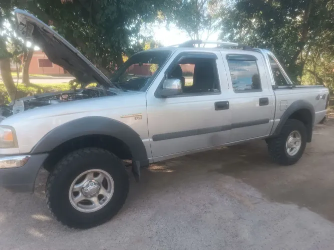 Ford Ranger XLS 2.8/2.8 Storm 4X4 CD TB Dies 2005
