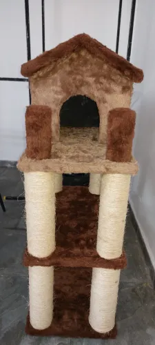 Arranhador para Gatos 3 Andares com Casinha