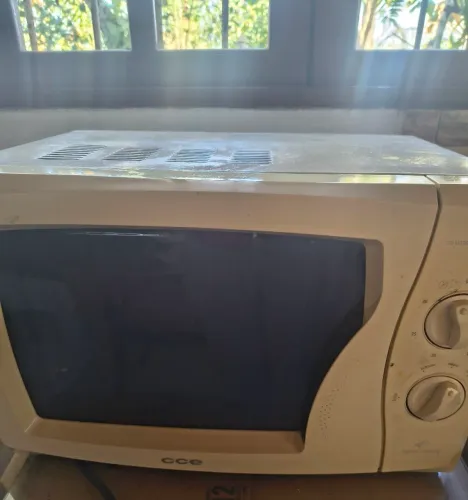 MICROONDAS CCE