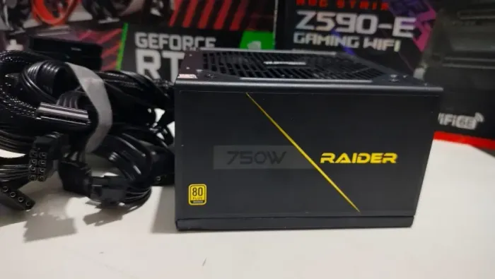 Fonte 750w 80 plus 