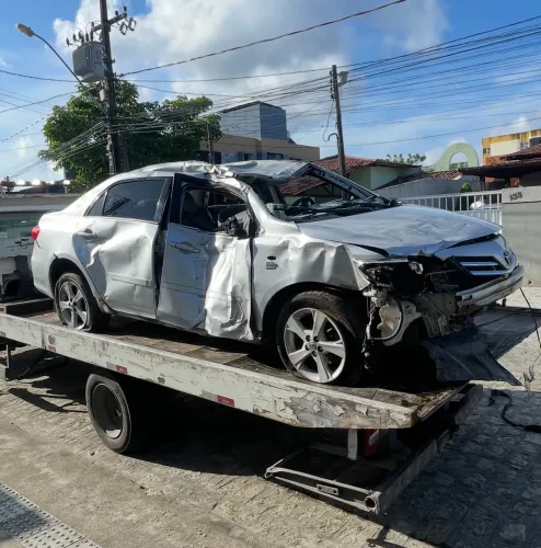 Sucata Corolla 1.8 GLI automático 2012