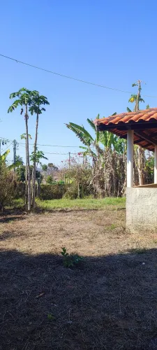 Vendo terreno com casa .