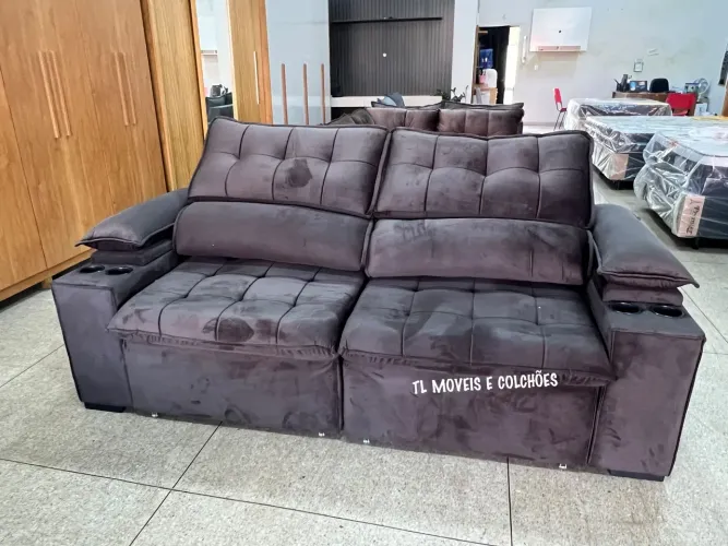 Sofá Retrátil e Reclinável