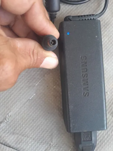 CARREGADOR SAMSUNG NOTEBOOK 19V.2.1A