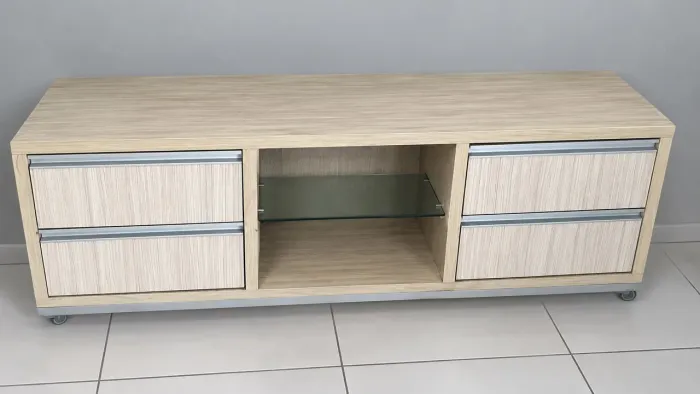 Vendo rack de sala