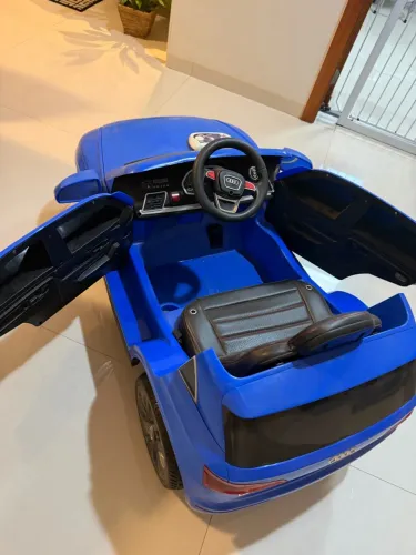 Carrinho elétrico controle remoto infantil