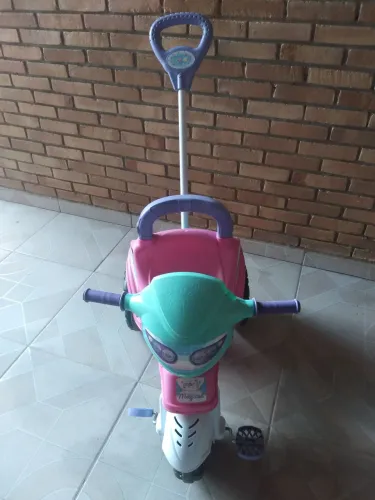 Triciclo Menina