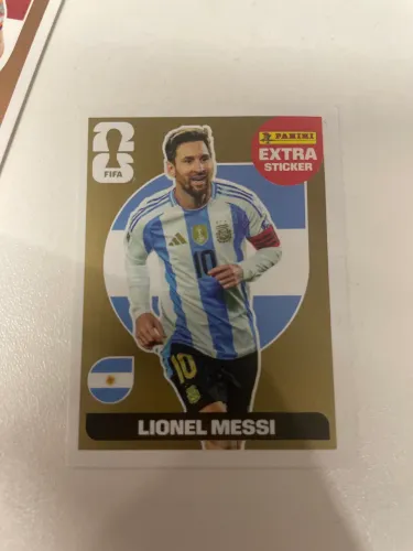 Messi gold legend extra sticker