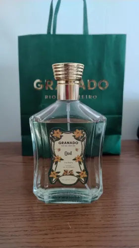 Perfumes Granado, quase cheios