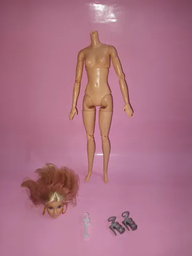 Barbie MTM Cadeirante