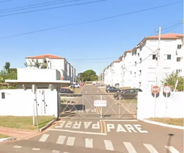 APARTAMENTO NO PORTAL DAS LARANJEIRAS