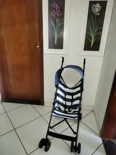 Carrinho de passeio menino