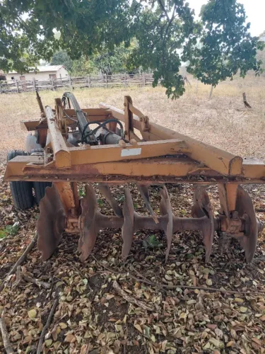 GRADE ARADORA PESADA