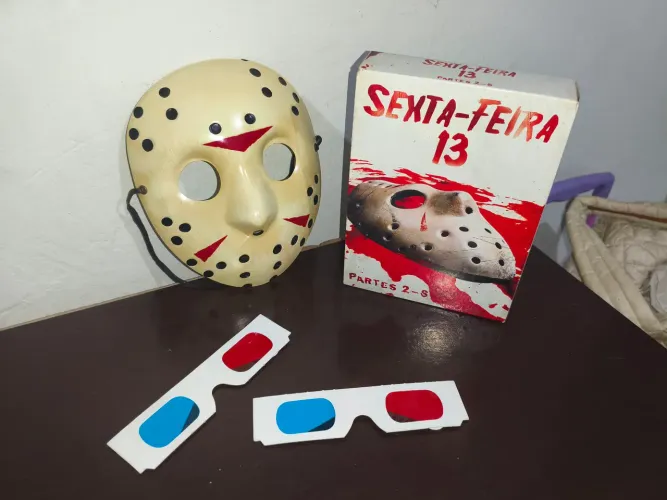 Box Sexta Feira 13 5 DVDs + 2 óculos 3d e máscara ( edição de colecionador )