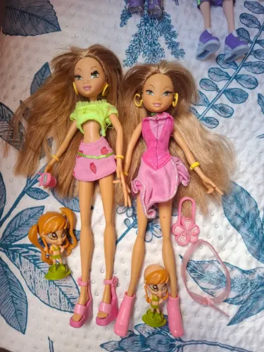 Boneca Winx Flora Casual/Fada