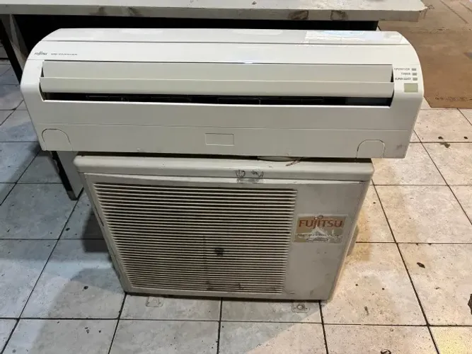 Ar Condicionado Split Hi Wall Fujistu Inverter 12.000 Btu quente e frio 220v