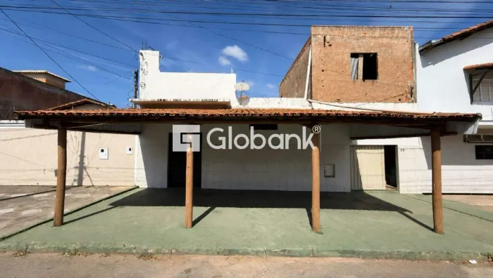 Ponto comercial para aluguel Alice Maia 80m² Montes Claros MG