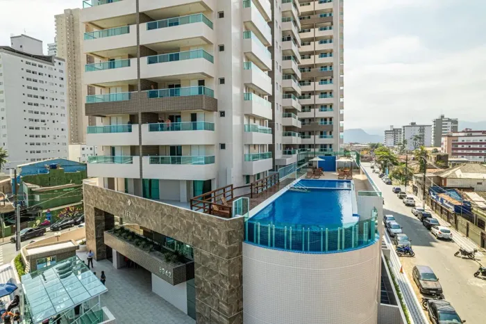 Apartamento com Vista mar para Locação na Vila Mirim!