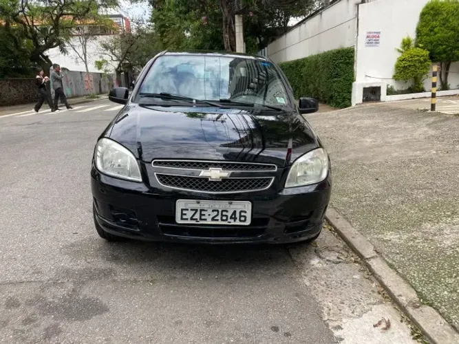 Chevrolet Prisma Sed. Maxx/ LT 1.4 8V Econof. 4P 2012