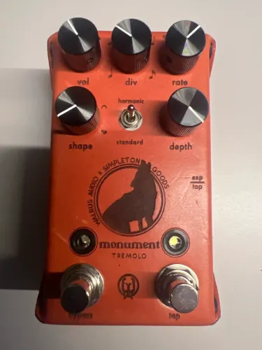 Pedal Tremolo Walrus Monument V2 (ed. Especial)