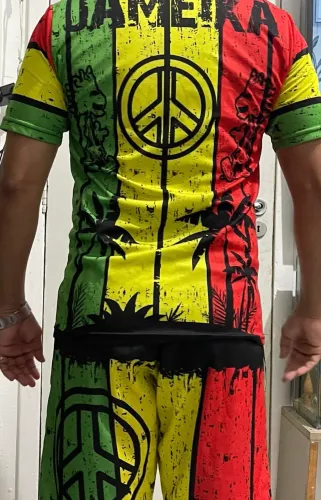 Camisa e bermuda 