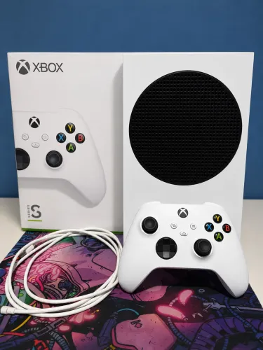     Xbox Series S 512GB Completo + Suporte de Parede + Caixa Original
