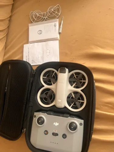 Drone com controle remoto